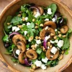 salat med sopp og kremet dressing, oppskrift på fyldig og smakfull soppsalat, hvordan lage en soppbasert salat hjemme, tips for perfekt balanse i soppsalat, fyldig soppsalat med hvitløk og urter, enkel og rask oppskrift på soppsalat, smakfull soppsalat til lunsj eller middag, soppsalat med spinat og sitrusdressing, hvordan velge de beste soppene til salat, salat med sopp og nøtteaktig smak, lag en fyldig salat med sopp og ost, beste tilbehør til soppsalat, smakfull soppsalat med rømme og dill, soppsalat for festlige anledninger, tips til sunnere versjon av soppsalat, oppskrift på varm soppsalat med grønnkål, fyldig salat med sopp og quinoa, hvordan unngå at soppsalat blir for bløt, variasjoner av soppsalat med nøtter og frukt, glutenfri oppskrift på smakfull soppsalat