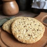 Saftige og grovt rugknekkebrød oppskrift hjemme, Hvordan lage grovt rugknekkebrød, Sunt rugknekkebrød med fiber og fullkorn, Rugknekkebrød med havre og chiafrø, Bake sprø knekkebrød med rugmel, Hjemmelaget knekkebrød uten gjær, Lavkarbo knekkebrød med rug og nøtter, Enkel oppskrift på sprø rugknekkebrød, Knekkebrød som gir langvarig energi, Fiberrikt rugknekkebrød for frokost, Rugknekkebrød med frø og nøtter, Knekkebrød med sesam og linfrø, Saftige knekkebrød med rug og honning, Rugknekkebrød uten sukker eller tilsetninger, Knekkebrød for sunnere livsstil, Lavkalori rugknekkebrød hjemmeoppskrift, Naturlig sunt grovt knekkebrød, Sprøtt rugknekkebrød til enhver anledning, Fiberrikt knekkebrød for vektnedgang, Enkel oppskrift på saftige knekkebrød.